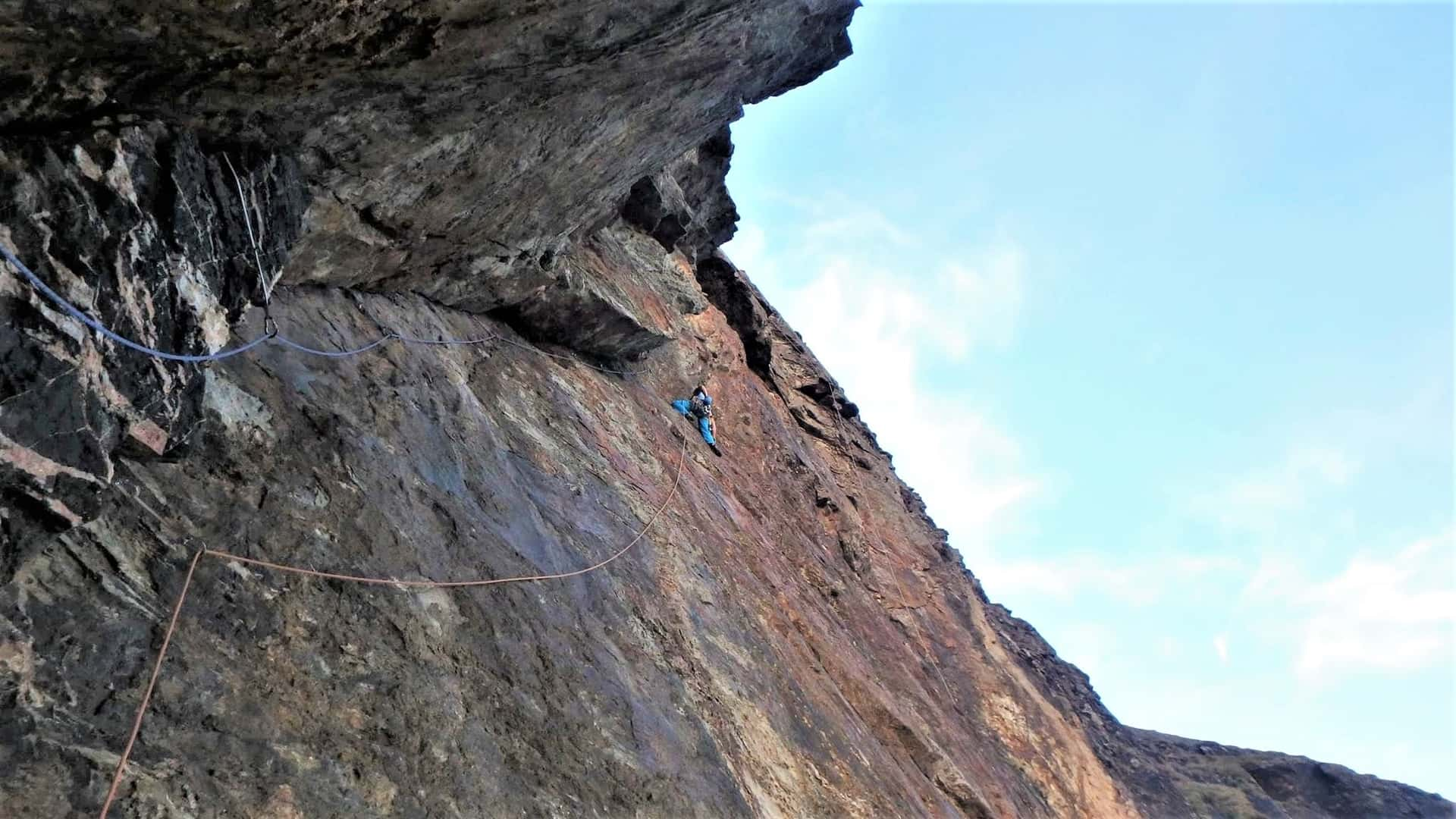 Climbing Mercury, E2, at Carn Gowla near St. Agnes in Cornwall