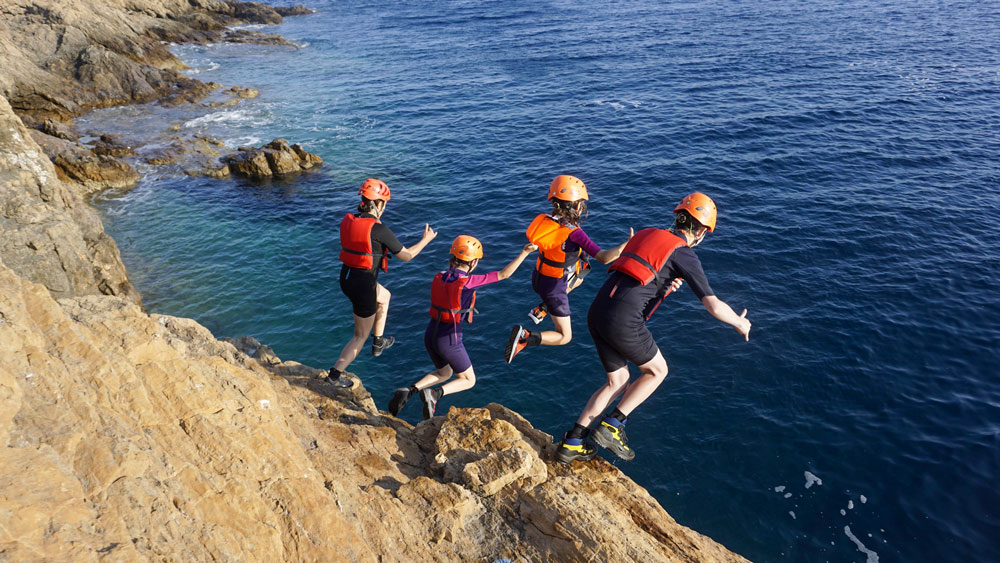 Coasteering in the UK: Origins and Global Spread