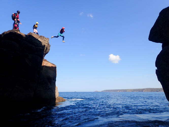 Adventurer jumps from sea stack at the most westerly point of mainland Britain, into a tidal channel at Land’s